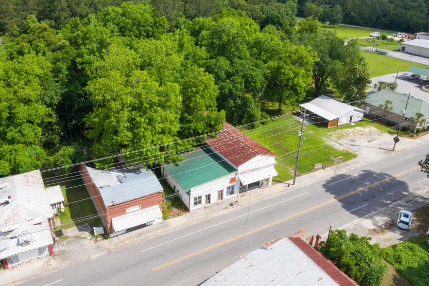 More Photos Of 242 Porcher Ave, Eutawville Freestanding For Sale