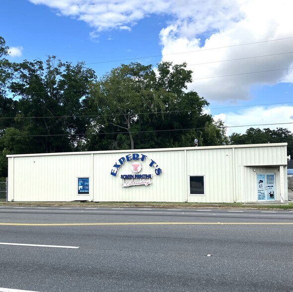 Primary Photo Of 711 Cassat Ave, Jacksonville Service For Sale