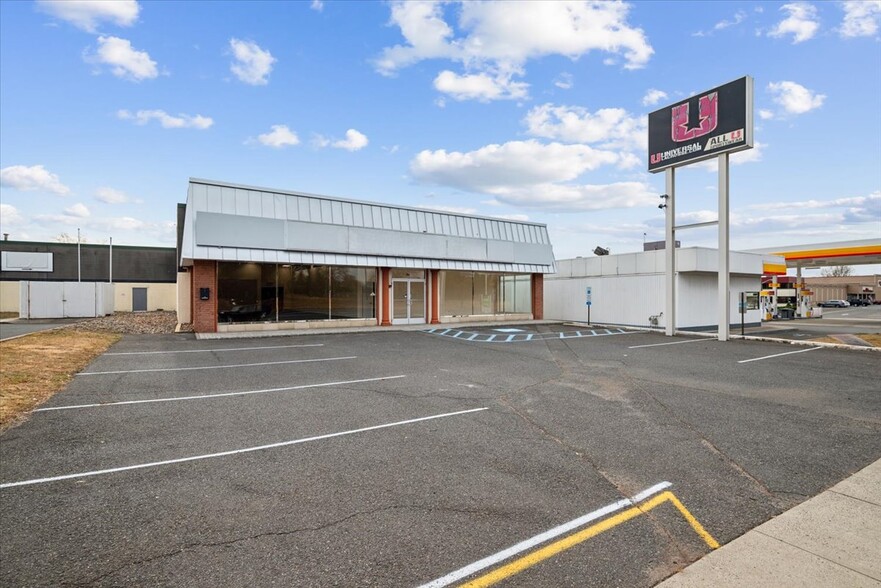 Primary Photo Of 906 Us Highway 22, Somerville Showroom For Lease