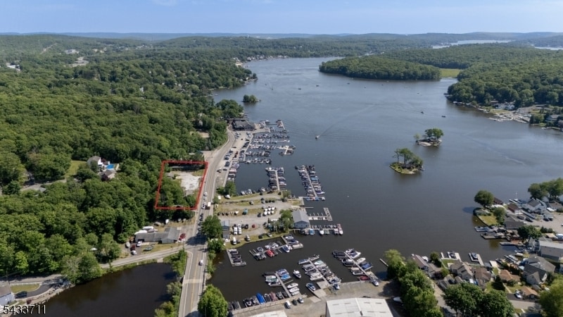 Primary Photo Of 148 Route 181, Lake Hopatcong Apartments For Sale