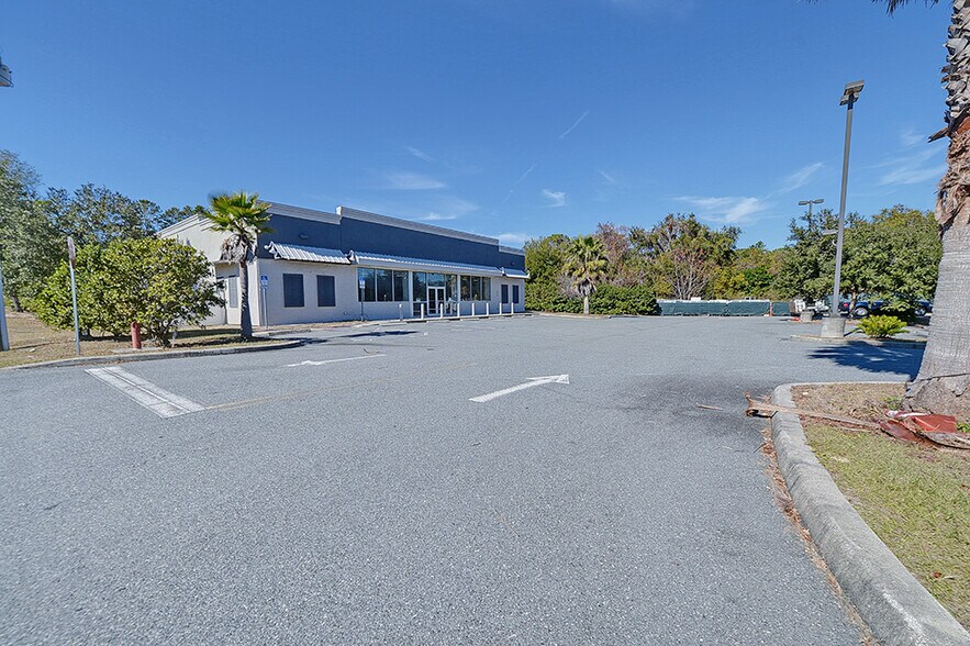 More Photos Of 3365 E Millwood Ln, Hernando Freestanding For Lease