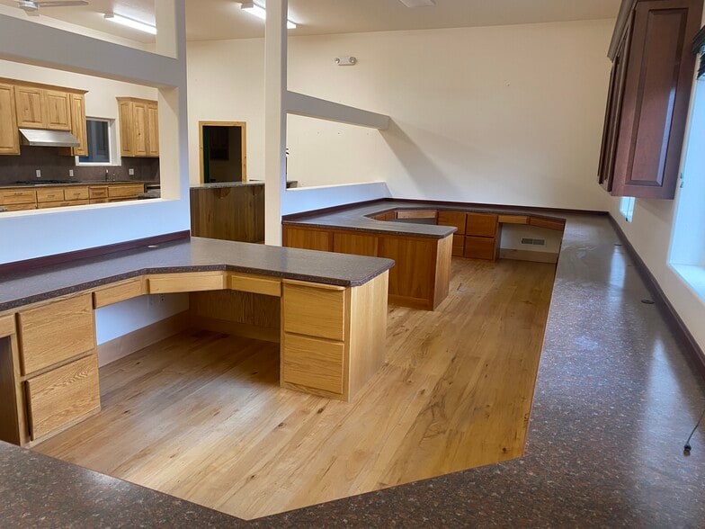 More Photos Of 14080 N Thayer Rd, Rathdrum Warehouse For Sale