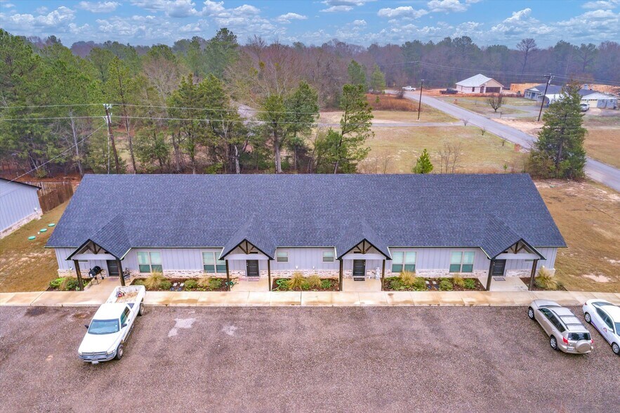 More Photos Of 4074 County Road 152 W, Bullard Apartments For Sale