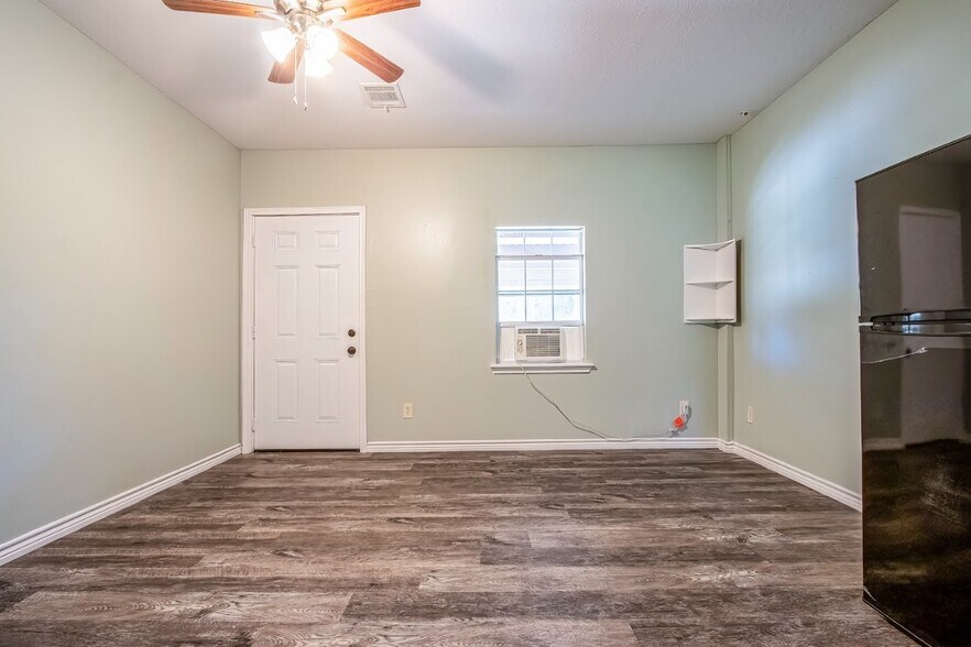 More Photos Of 229 Bishop, Livingston Apartments For Sale