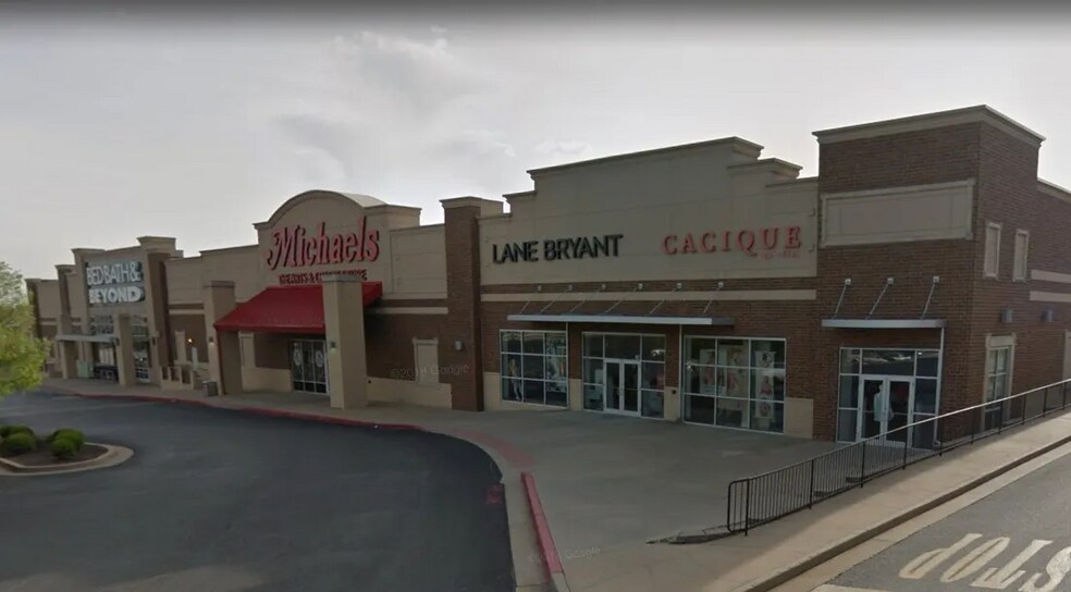 More Photos Of 323 N Range Line Rd, Joplin Freestanding For Lease