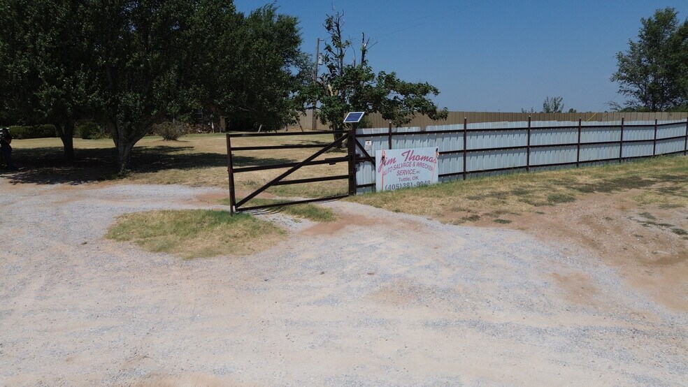 More Photos Of 725 County Street, Tuttle Auto Salvage Facility For Sale