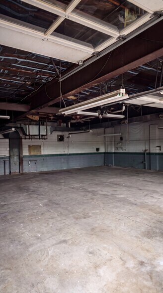 More Photos Of 15 Fairview Ave, Little Silver Industrial For Sale