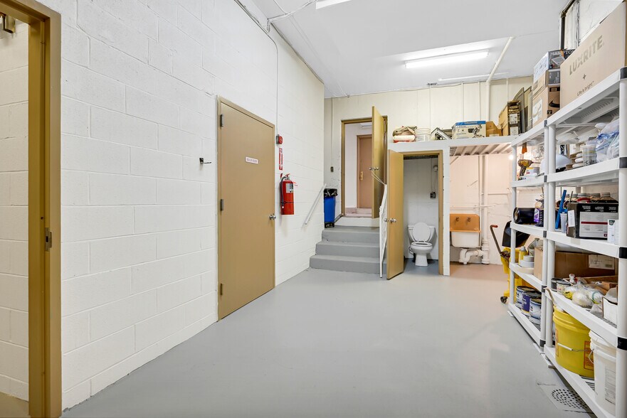 More Photos Of 2901 Matthews, Bronx Apartments For Sale