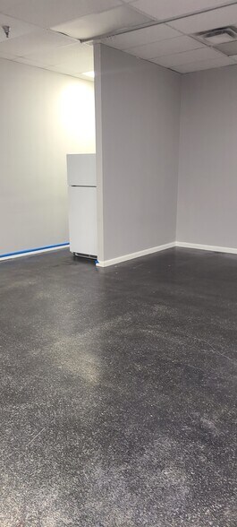 More Photos Of 5316-5380 Mount View Rd, Antioch Coworking Space