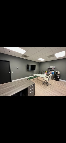 More Photos Of 600 Capital St, Jupiter Unknown For Lease