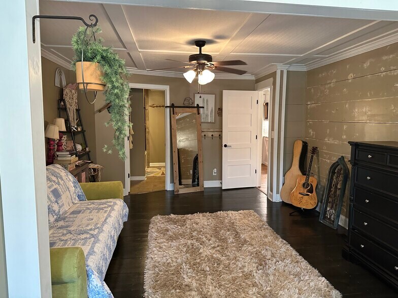 More Photos Of 824 Cherry Log, Cherry Log Winery Vineyard For Sale