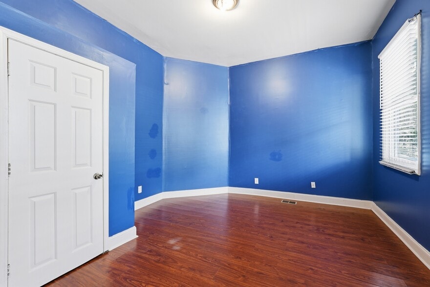 More Photos Of 309 W 41st St, Savannah Multifamily For Sale