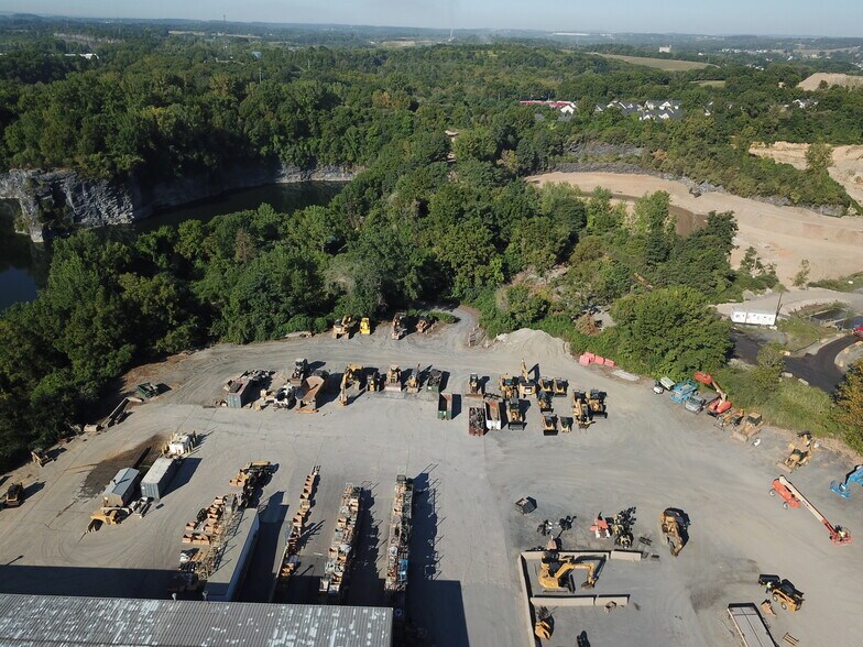 More Photos Of 5102 Beekmantown Dr, Whitehall Warehouse For Lease