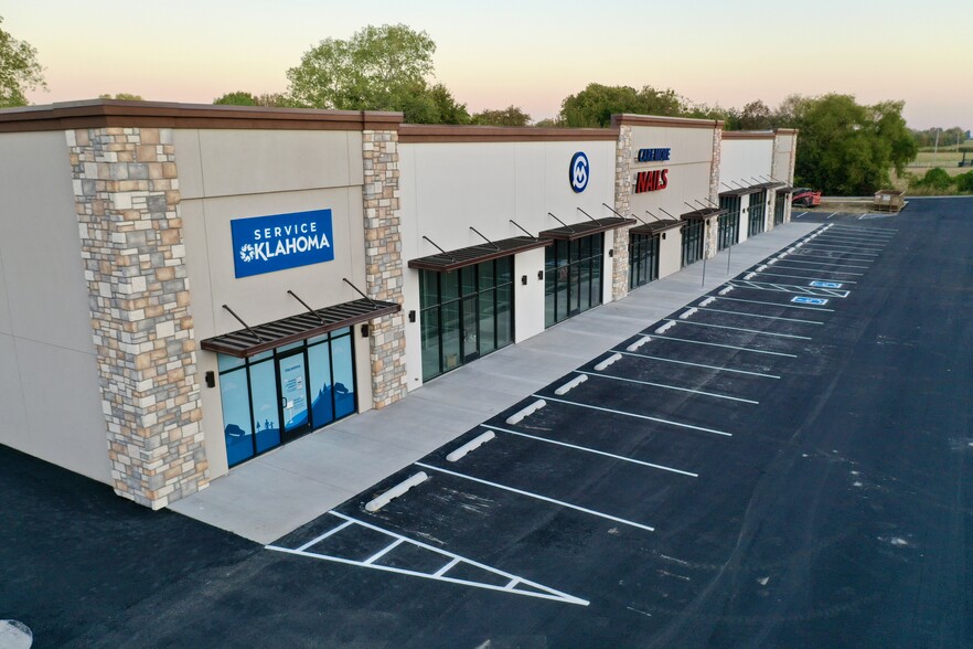 Primary Photo Of 2251 88 hwy, Claremore Storefront For Lease