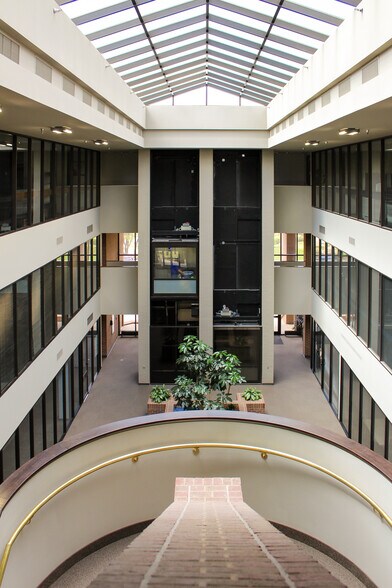 More Photos Of 150 Westpark Way, Euless Office For Lease