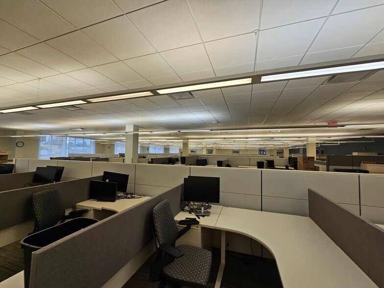 More Photos Of 3320 10th Ave S, Great Falls Office For Sale