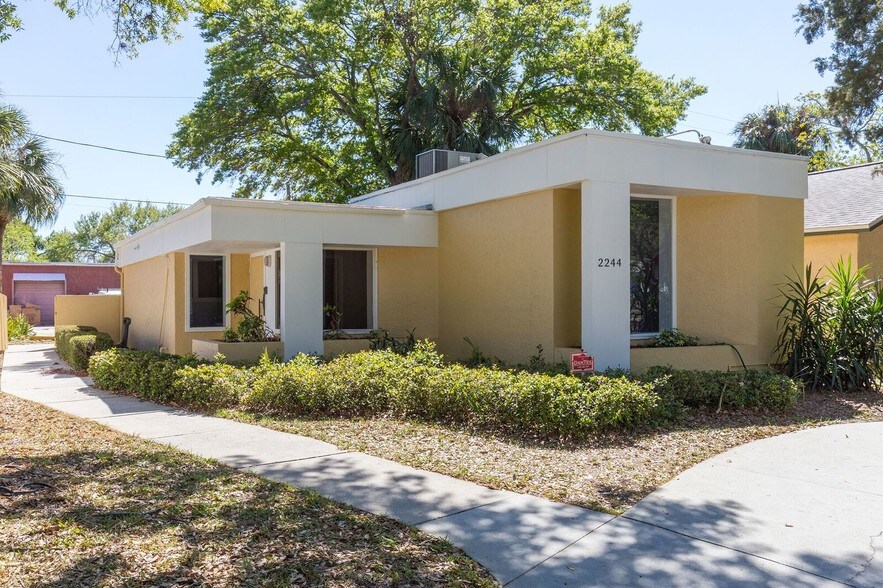 Primary Photo Of 2244 1st Ave N, Saint Petersburg Medical For Lease