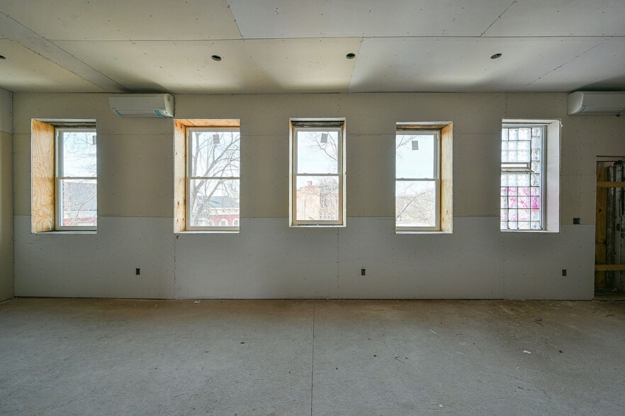 More Photos Of 1913 Central Ave, Cincinnati Office Residential For Sale