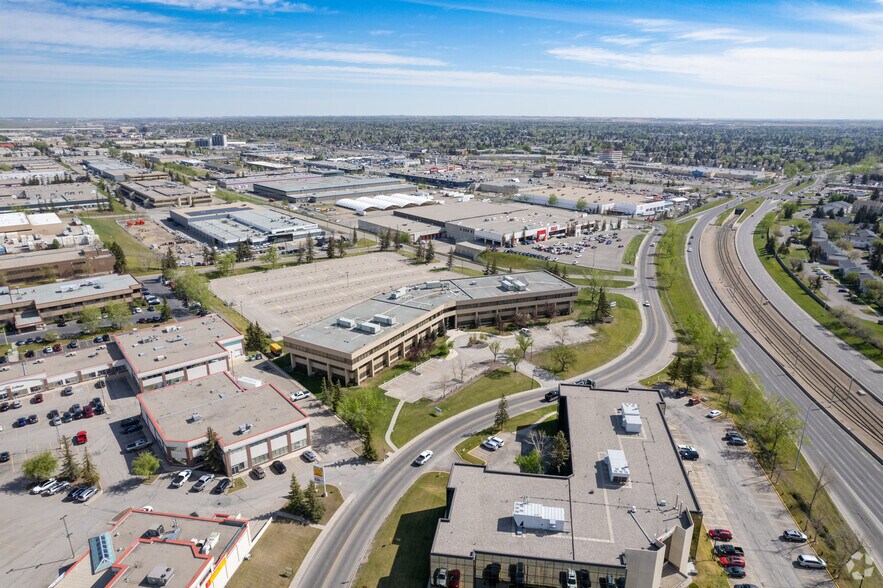 More Photos Of 3030 2nd Ave SE, Calgary Office For Lease