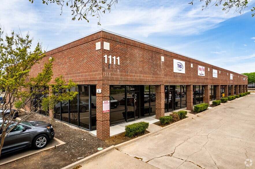 More Photos Of 1111 Jupiter Rd, Plano Unknown For Lease