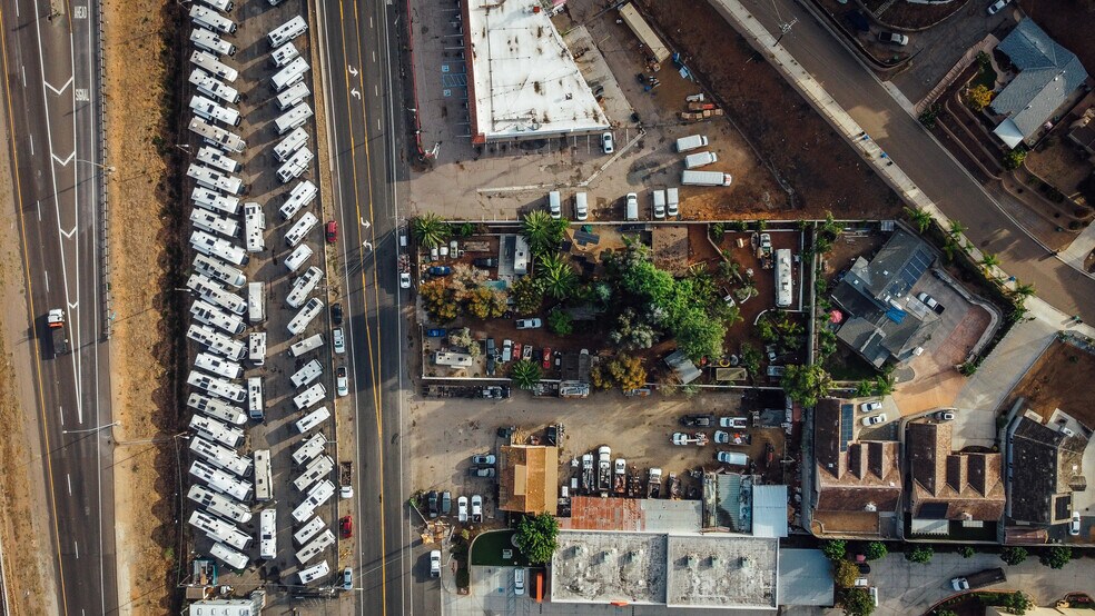 More Photos Of 11529 Woodside Ave, Santee Contractor Storage Yard For Lease