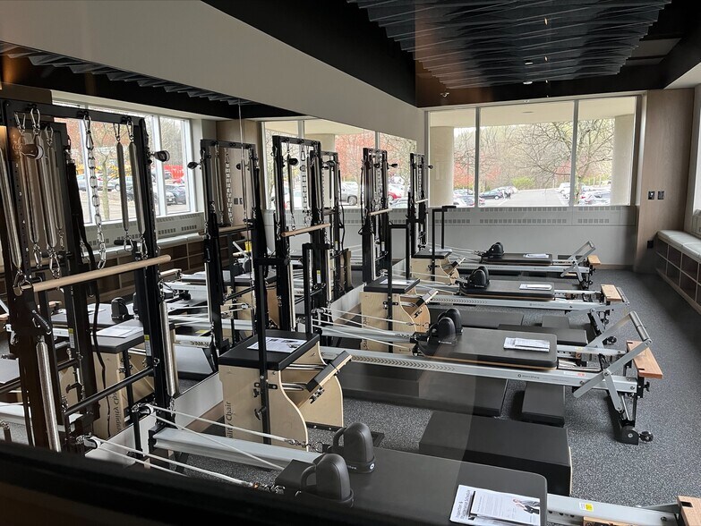 More Photos Of 300 Connell Dr, Berkeley Heights Office Residential For Lease