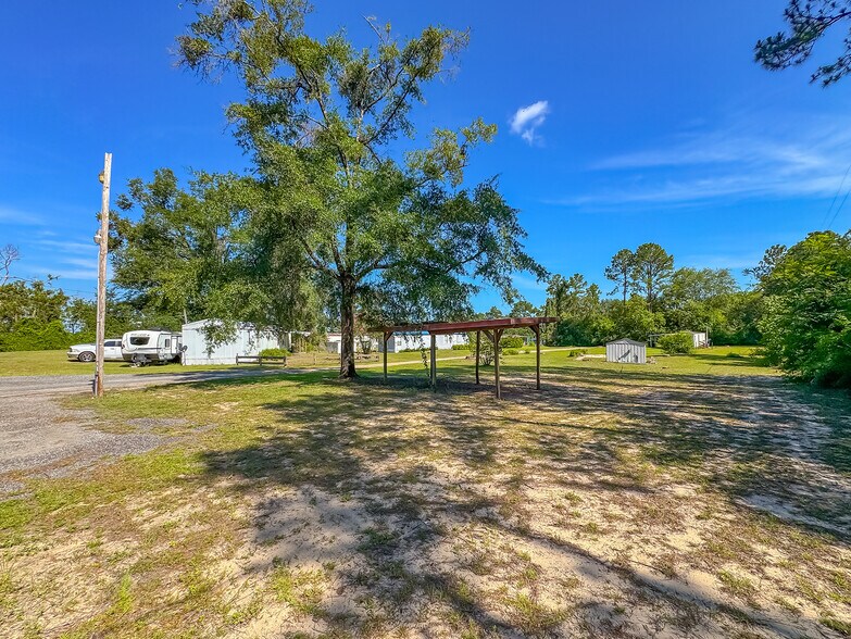 More Photos Of 1624 Pine Straw Trl, Tallahassee Manufactured Housing Mobile Home Park For Sale