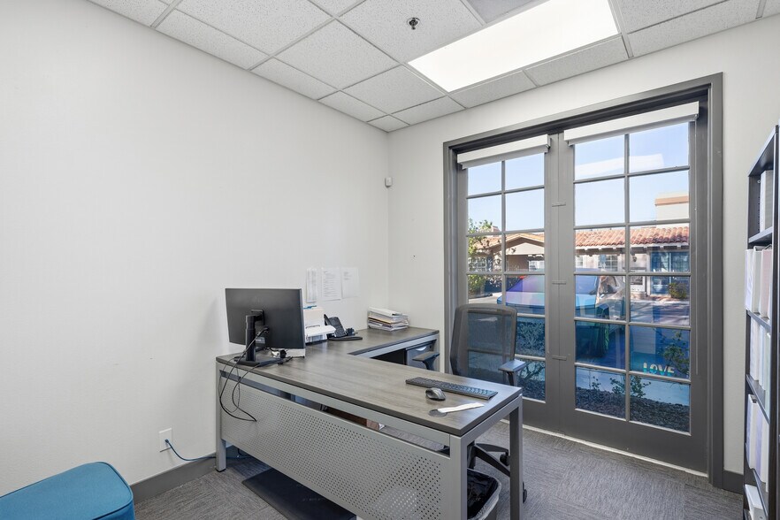 More Photos Of 3087 E Warm Springs Rd, Las Vegas Office For Sale