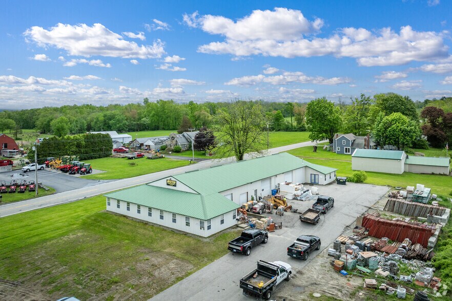 More Photos Of 348 Orchard Hill Rd, Pomfret Center Warehouse For Lease