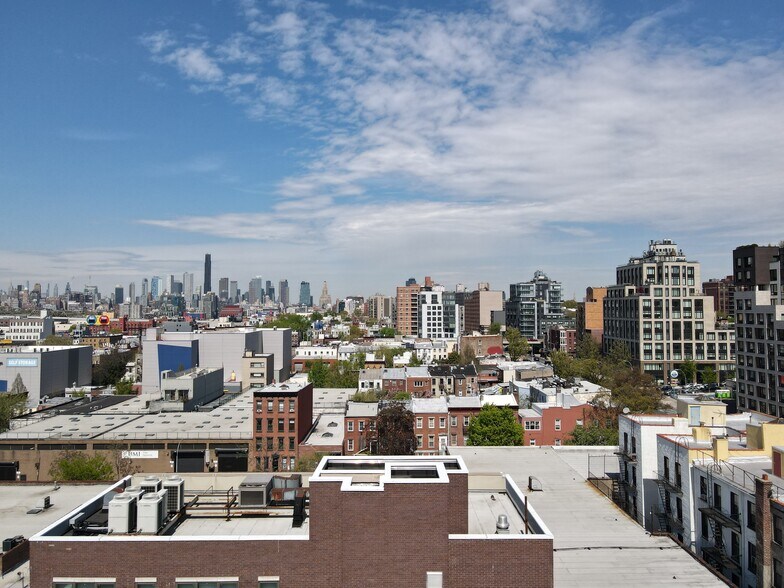 More Photos Of 164 20th St, Brooklyn Office For Lease