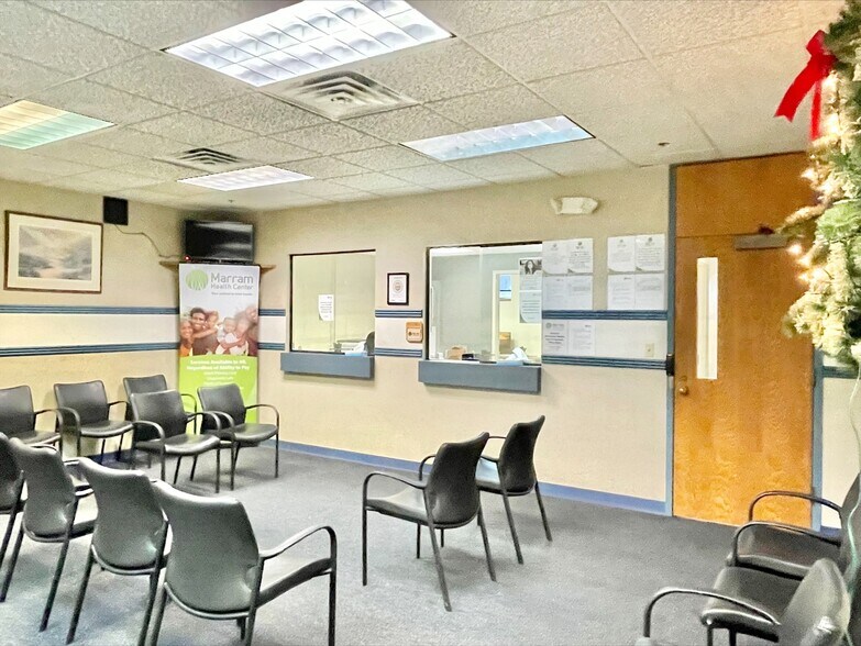 More Photos Of 3229 Broadway St, Gary Office For Lease