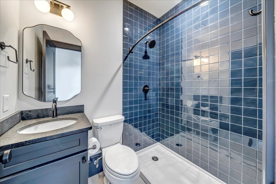 More Photos Of 362 2nd St, Macon-Bibb Storefront Retail Residential For Sale