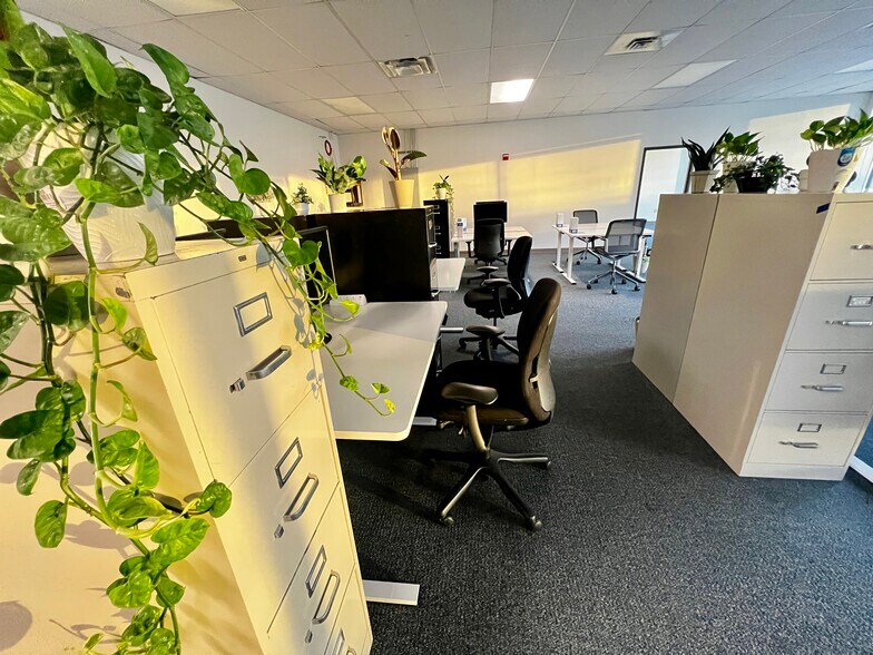 More Photos Of 1106 Clayton Ln, Austin Coworking Space