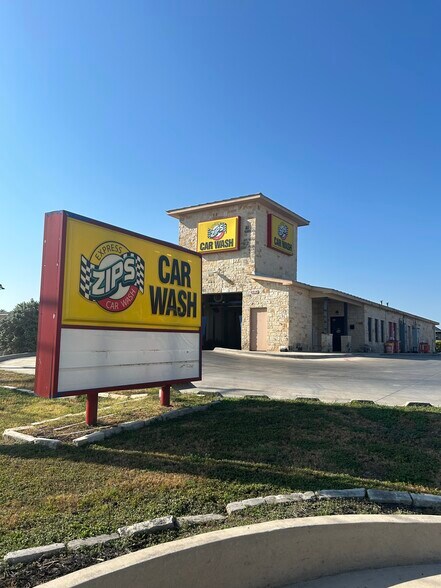 More Photos Of 2809 Pat Booker Rd, Universal City Carwash For Lease