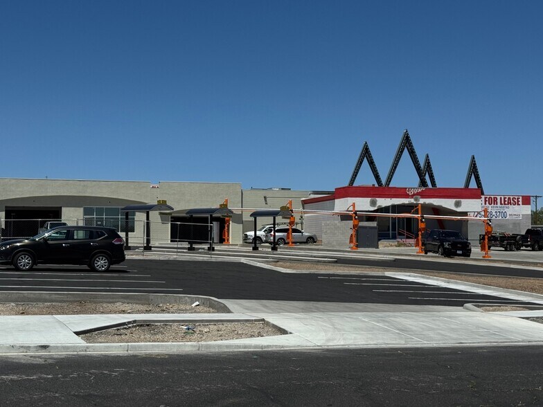 More Photos Of 1201 Stardust St, Reno Bowling Alley For Sale