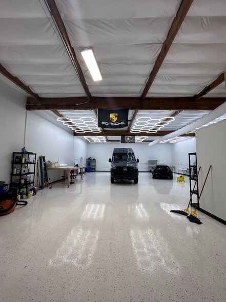 More Photos Of 11480 Sunrise Gold Cir, Rancho Cordova Warehouse For Sale