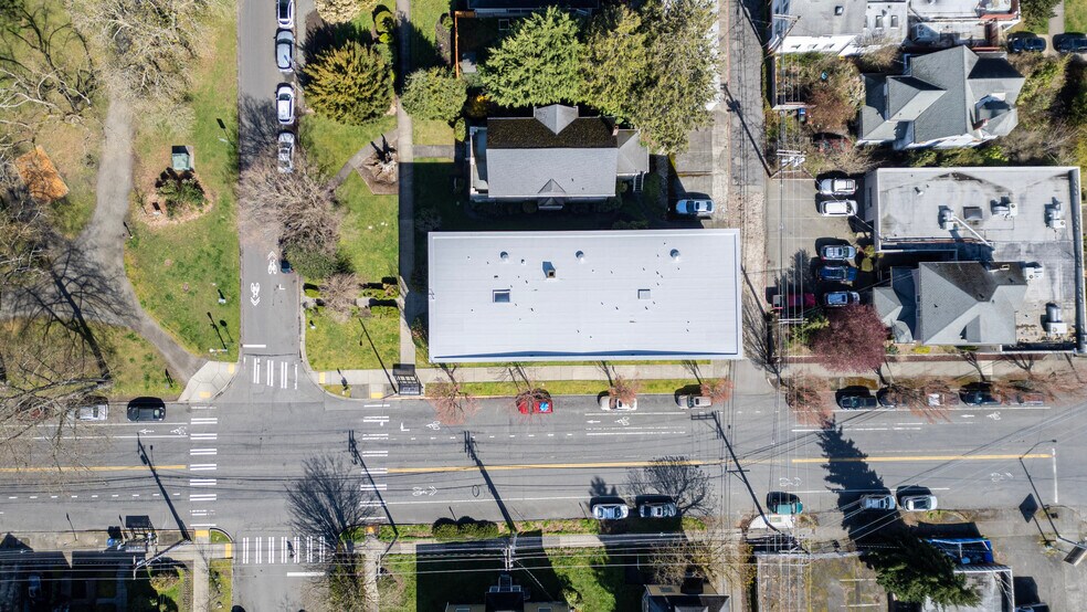 More Photos Of , Tacoma Multifamily For Sale