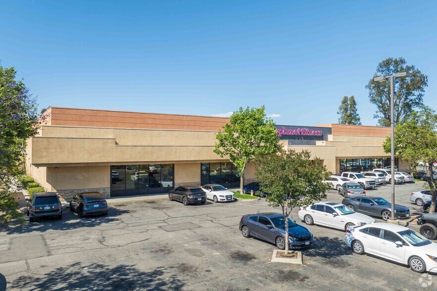 More Photos Of 16755-16873 Valley Blvd, Fontana Unknown For Lease