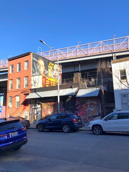 More Photos Of 67 S 6th St, Brooklyn General Retail For Sale