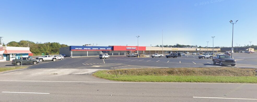 Primary Photo Of 750 Hwy 9, Centre Unknown For Lease