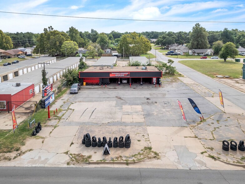 More Photos Of 700 N Council Rd, Oklahoma City Service For Sale