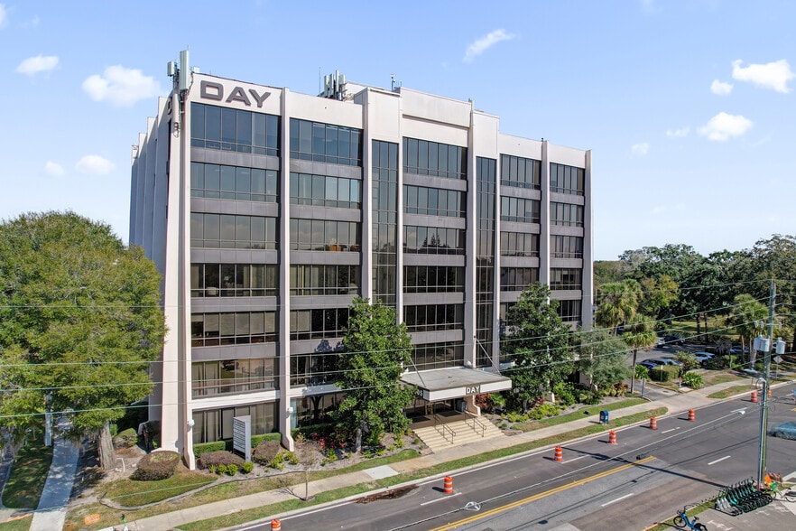 Primary Photo Of 605 E Robinson St, Orlando Office For Lease