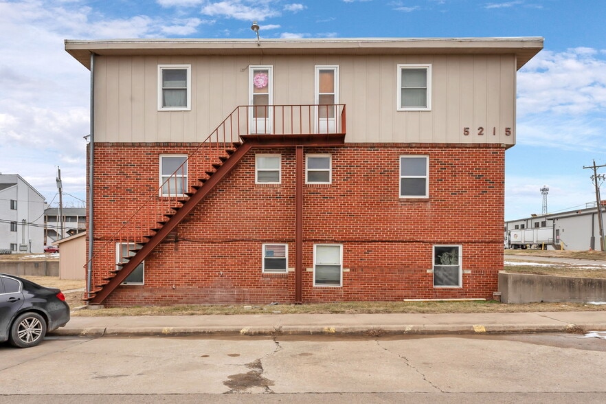 More Photos Of , Topeka Multifamily For Sale