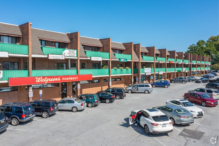 More Photos Of 12A Trolley Sq, Wilmington Storefront Retail Office For Lease