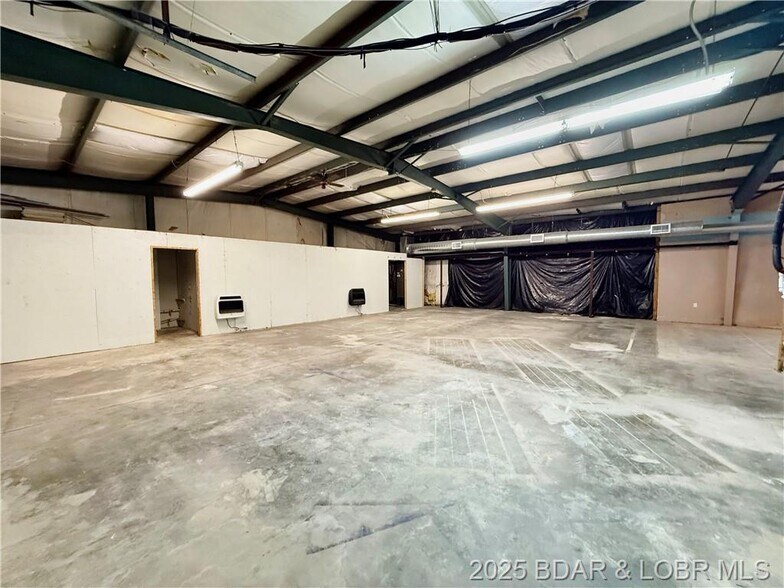 More Photos Of 1192 S Business Route 5, Camdenton Industrial For Sale