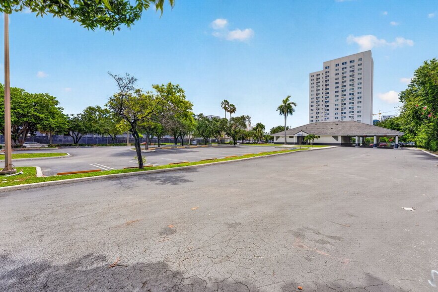 More Photos Of 1902 NW 14th Ave, Miami Land For Sale