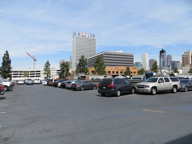 More Photos Of 1218-1230 S Main St, Los Angeles Freestanding For Sale