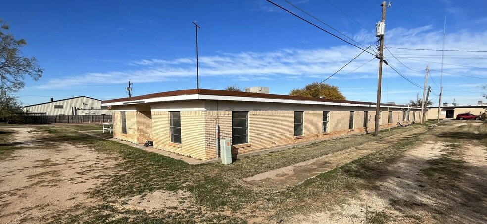 More Photos Of 125 Avenue J, Anson Skilled Nursing Facility For Sale