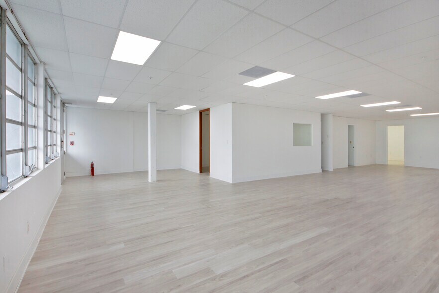 More Photos Of 6721 NW 36th Ave, Miami Industrial For Sale