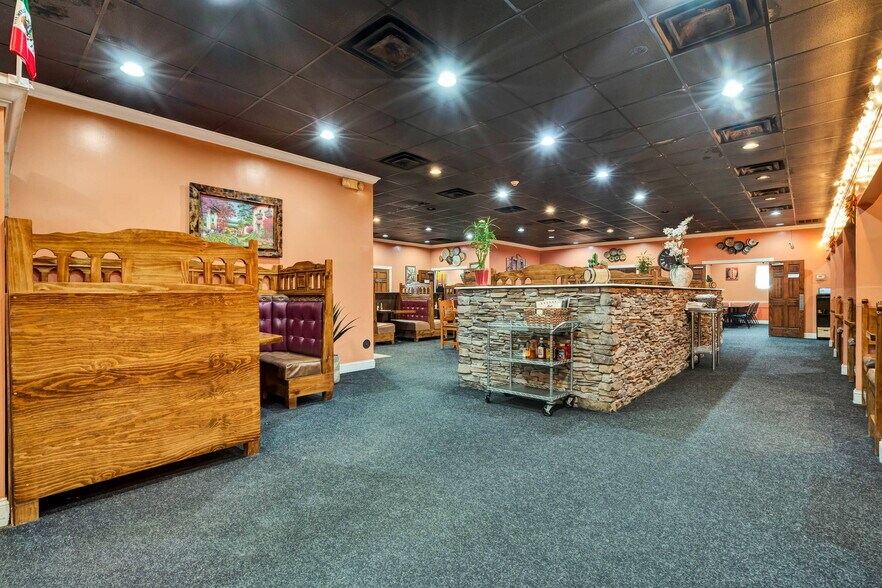 More Photos Of 2311 Chattanooga Rd, Dalton Freestanding For Sale